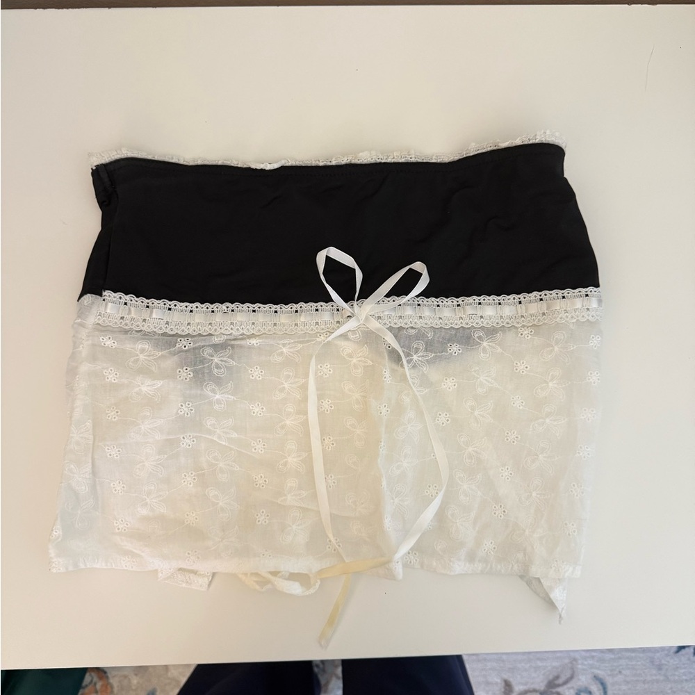 Black and White Eyelet Strapless Top with Bow